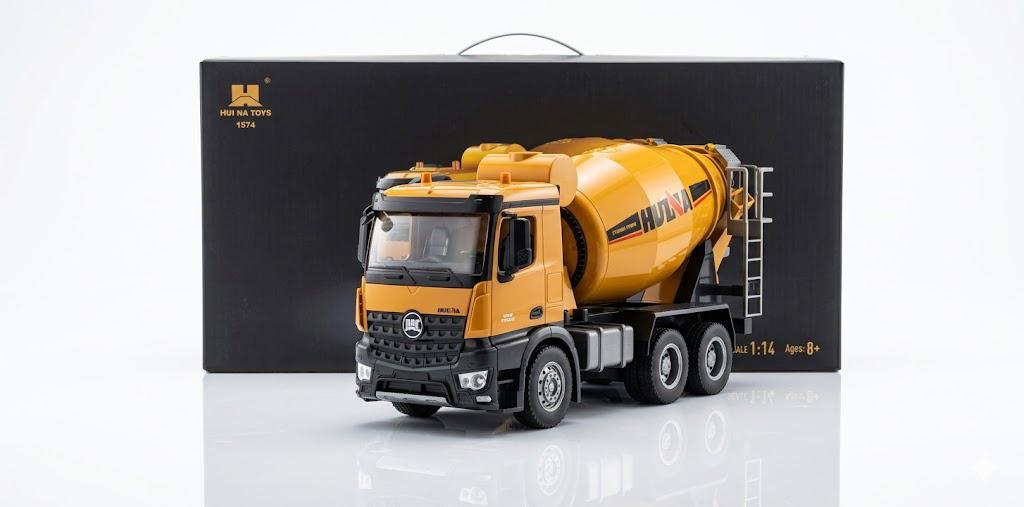 Huina 1574 1/14 Scale Remote Control Concrete Mixer Truck
