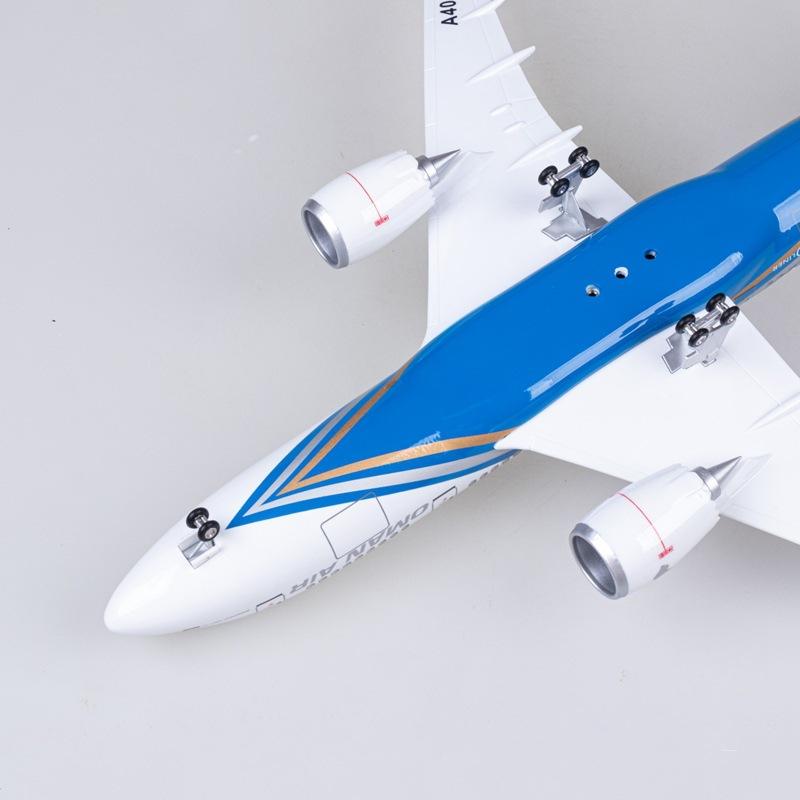 Oman Air Boeing 787 Airline 47CM 1:130 Diecast Scale Model