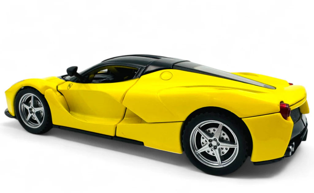 Ferrari LaFerrari 1:24 diecast scale model car collectible