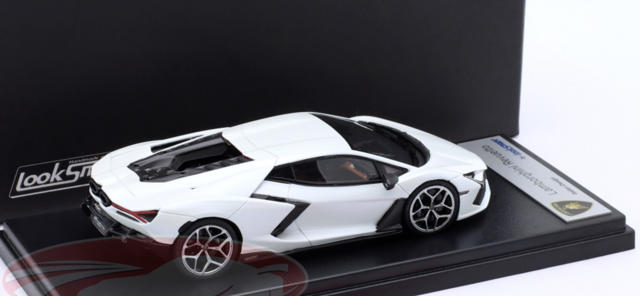 Lamborghini Revuelto Scale Model Diecast Metalcar