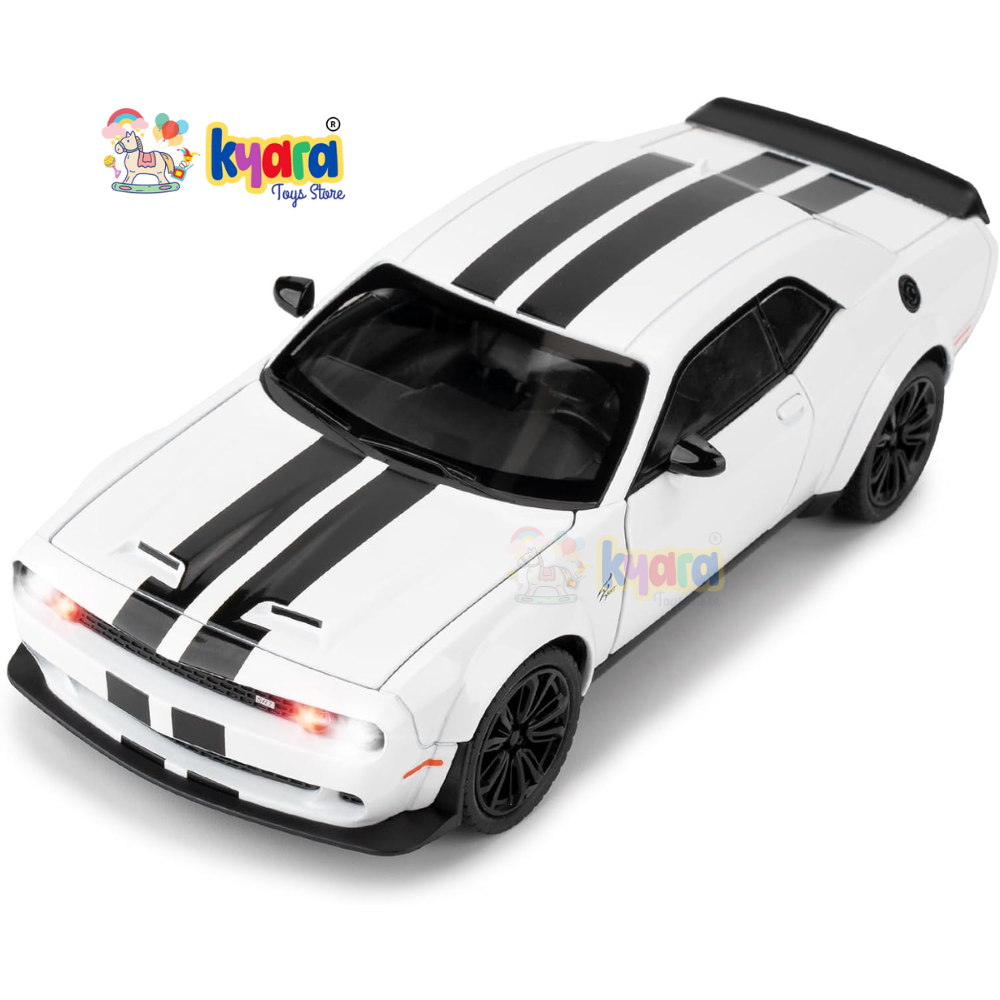 Dodge Challenger SRT Hellcat 1:24 diecast scale model car