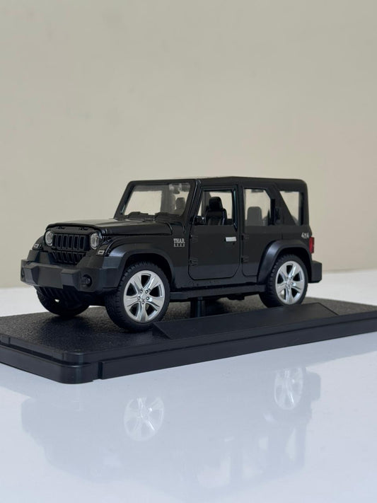 Thar Roxx 1:24 Diecast Scale Metal Car