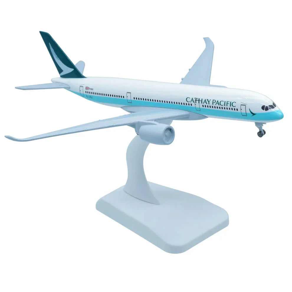 Cathay Pacific Airline B747 16CM 1:400 Diecast Scale Model