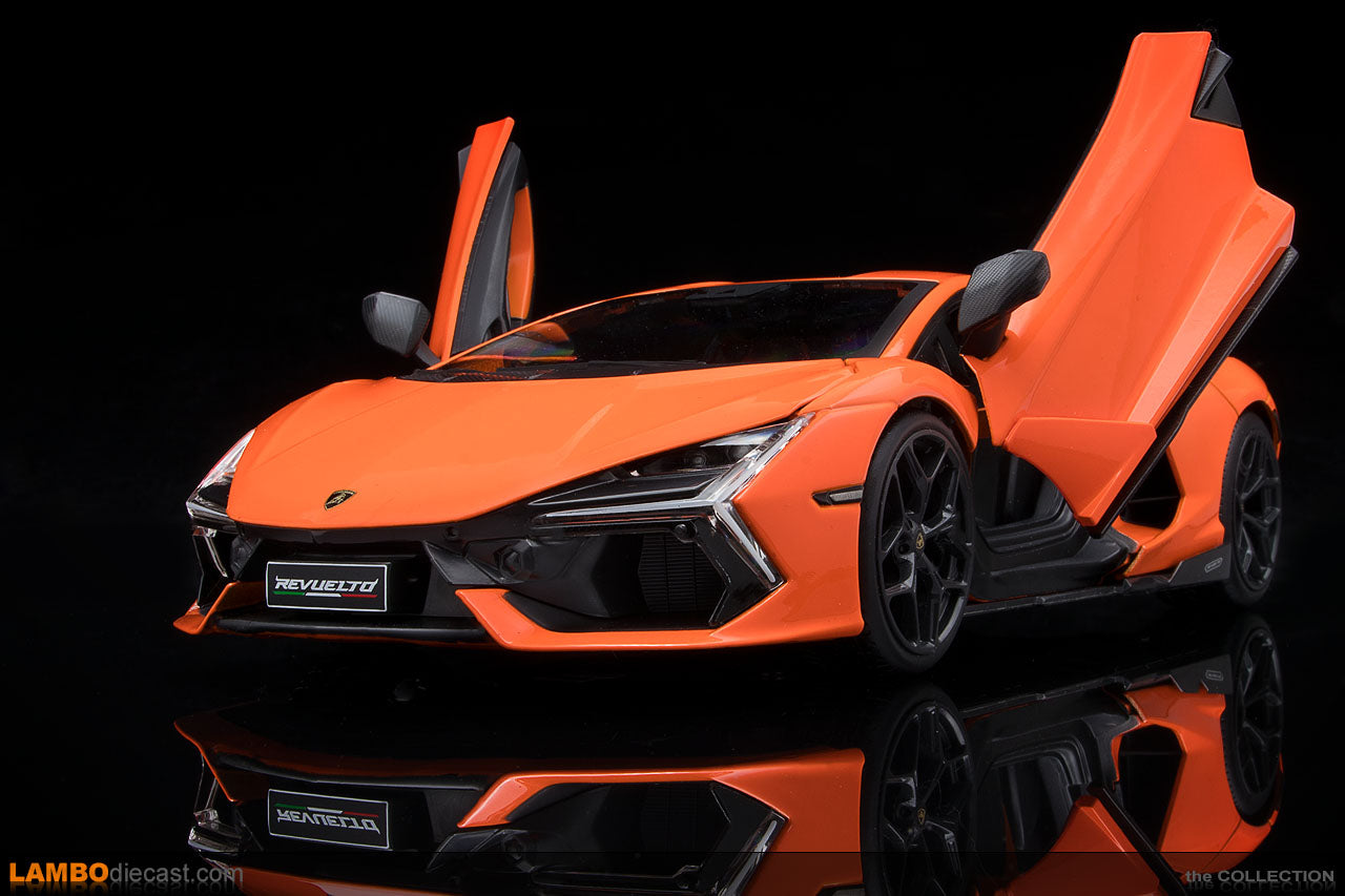 Lamborghini Revuelto Scale Model Diecast Metalcar