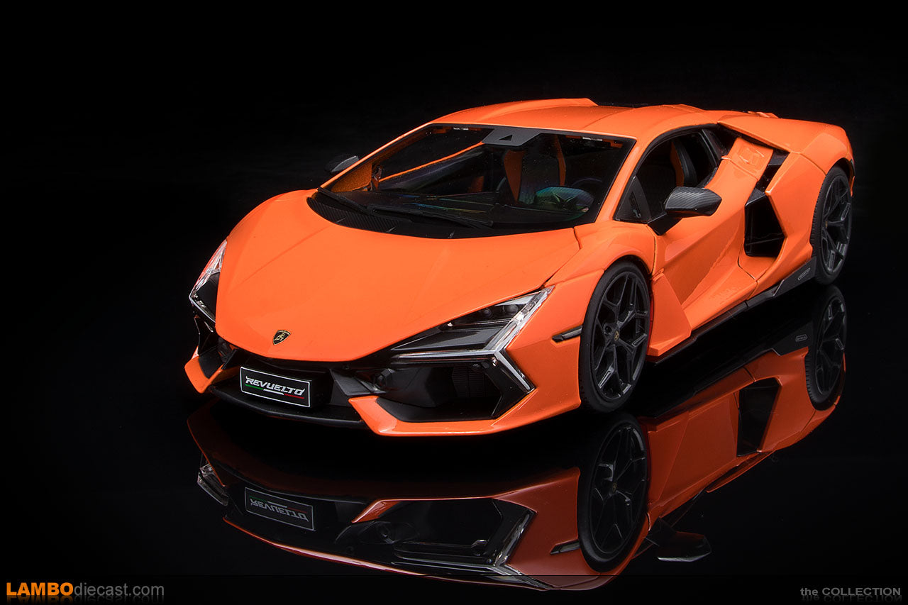 Lamborghini Revuelto Scale Model Diecast Metalcar