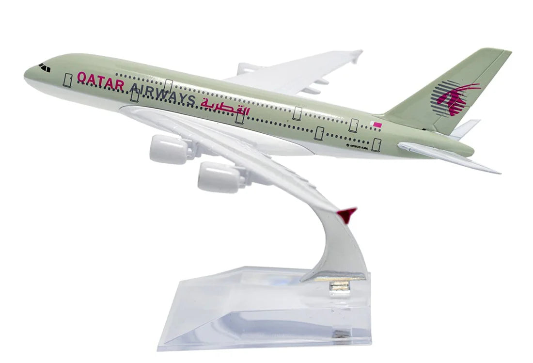 Qatar Airways Airline B747 16CM 1:400 Diecast Scale Model