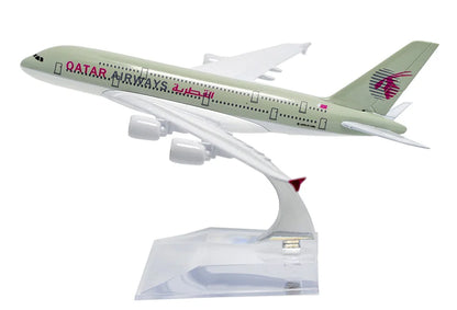 Qatar Airways Airline B747 16CM 1:400 Diecast Scale Model