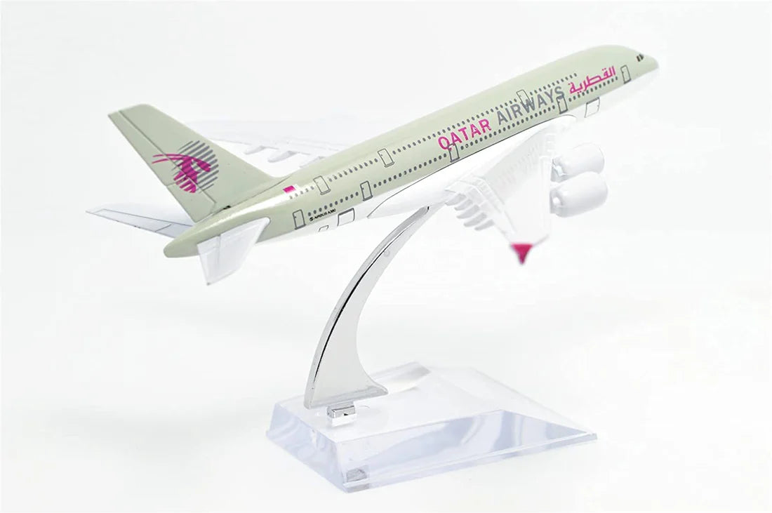 Qatar Airways Airline B747 16CM 1:400 Diecast Scale Model
