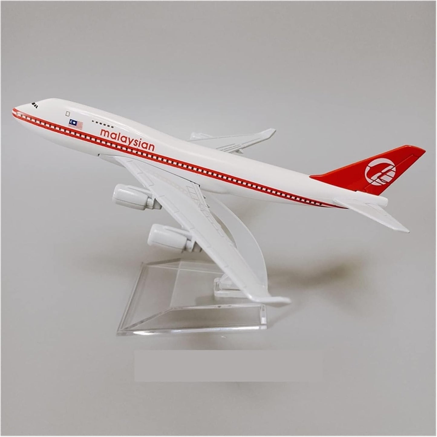 Malaysia Airline B747 16CM 1:400 Diecast Scale Model