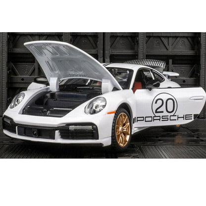 Porsche 911 Turbo S sports car 1:24 Diecast Scale Car