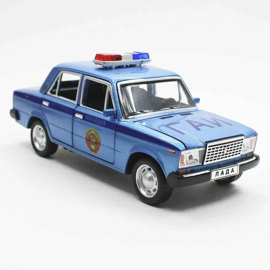 Lada Soviet Police (Militsiya) 1:24 DieCast Scale Model Car.