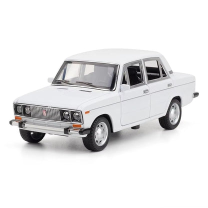 Lada 2106 Vintage Sedan Precision  1:18  Diecast Scale Model Car