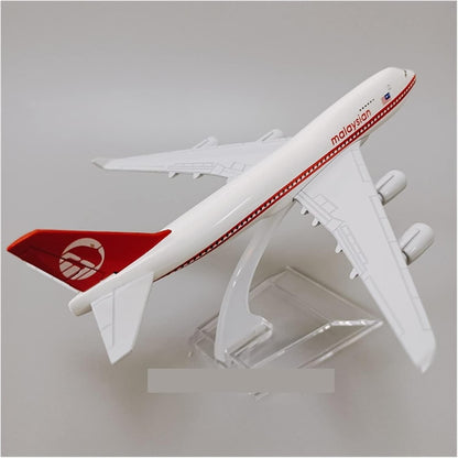 Malaysia Airline B747 16CM 1:400 Diecast Scale Model