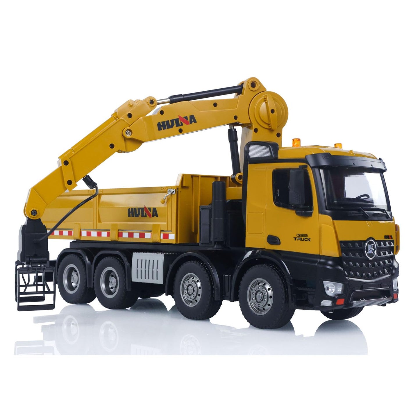 Huina 1538 1:14 Alloy 26-Channel RC Construction Crane Truck