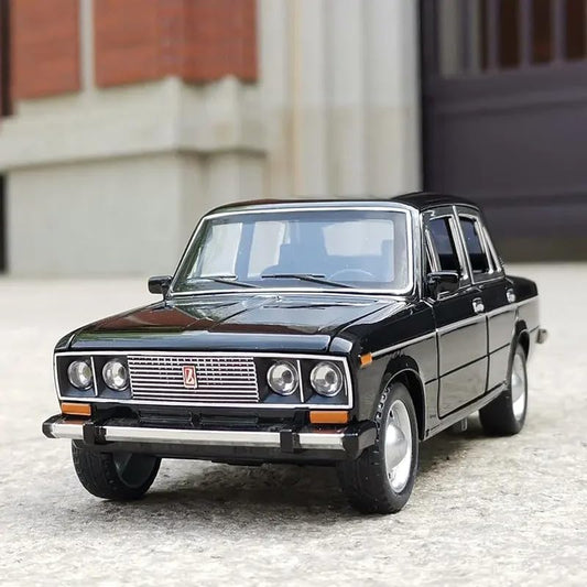 Lada 2106 Vintage Sedan Precision  1:24  Diecast Scale Model Car