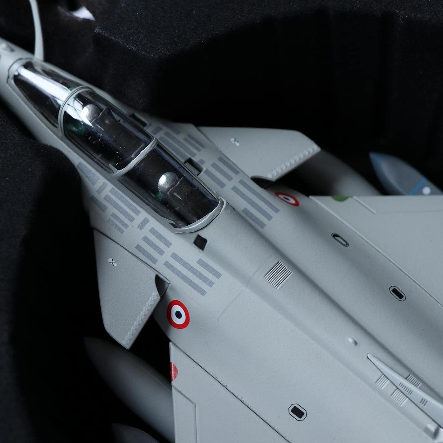 1/72 Dassault Rafale Plane Fighter Alloy & Dispaly Stand Diecast Aircraft