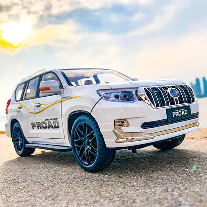 TOYOTA Land Cruiser Prado 1:18 Diecast Scale Model Car