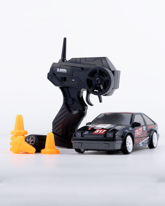 4WD RC Drift Car With 1:24 Scale High-Speed Remote Control Vehicle