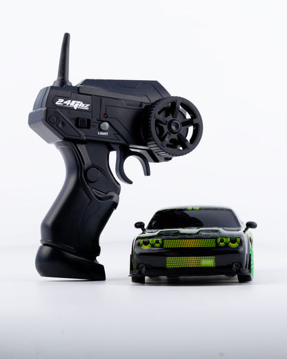 Ghost Arrive Green Edition with Drift Remote & Accessories Car 1:24 Scale
