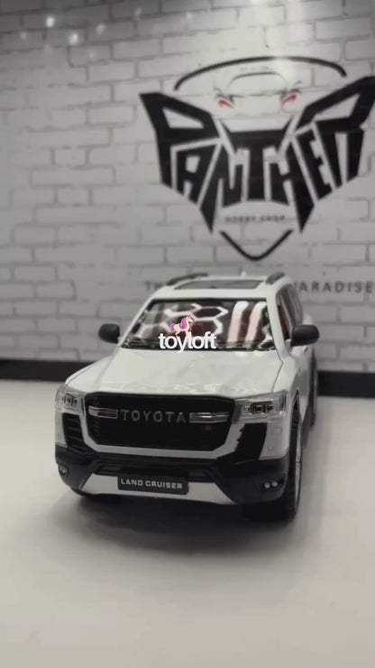 Toyota Land Cruiser GR 1:24 Diecast Scale Model Car