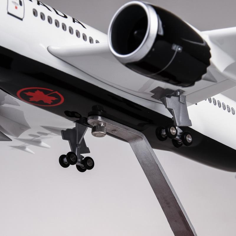 Air Canada B777 47CM 1:157 Diecast Scale Model
