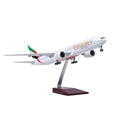 Emirates Airline  B777-300 1/160 Diecast Scale Airplane