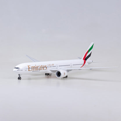 Emirates Airline  B777-300 1/160 Diecast Scale Airplane