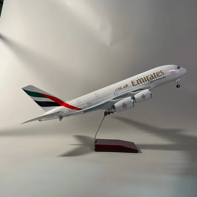 Emirates Airlines New Livery A380 Aeroplane 1/160 Diecast Scale Airplane
