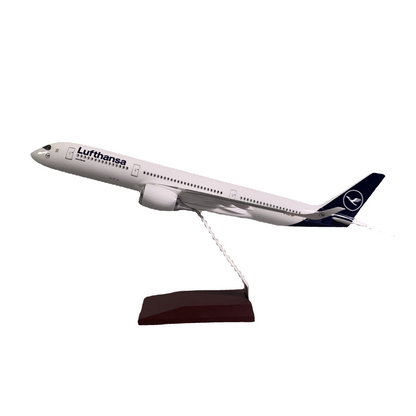 Lufthansa Airbus A350 Airplane 1/142 Diecast Scale Airplane