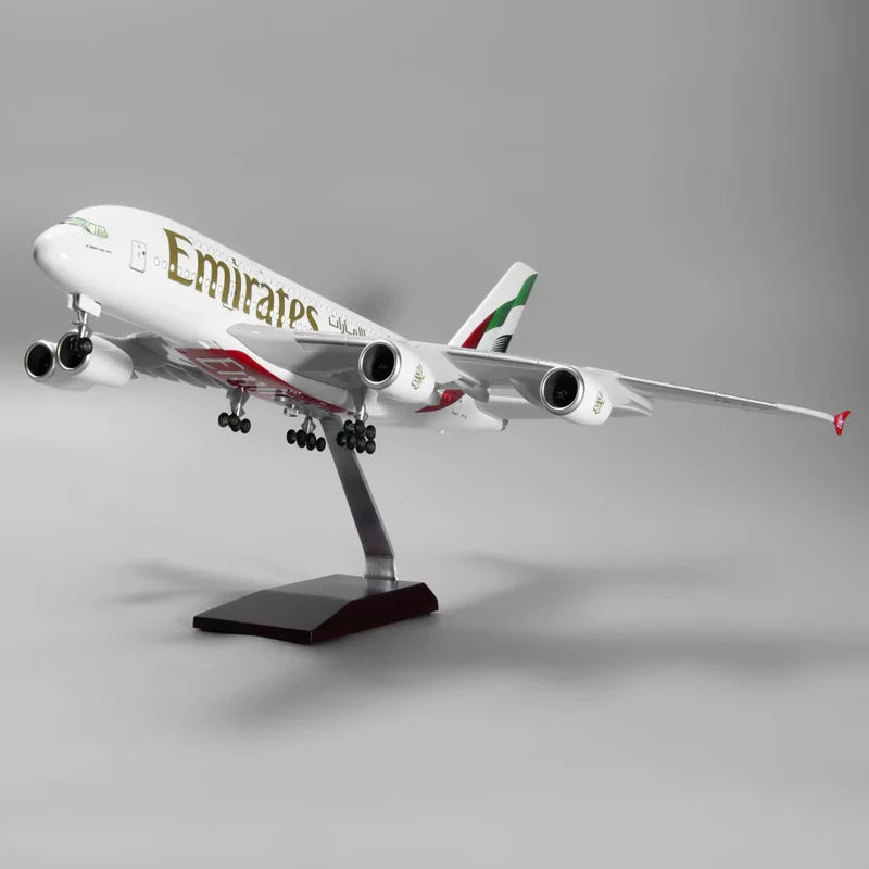 Emirates Airline A380 1/160 Diecast Scale Airplane