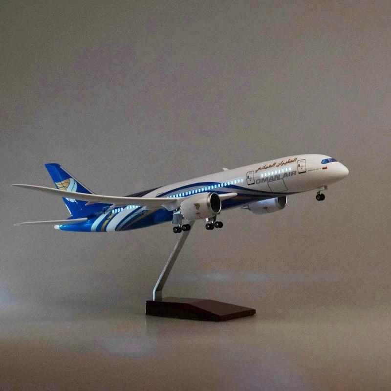 Oman Air Boeing 787 Airline 47CM 1:130 Diecast Scale Model