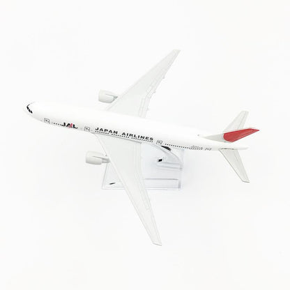 Japan Airlines 16CM 1:400 Diecast Scale Model