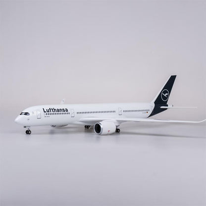 Lufthansa Airbus A350 Airplane 1/142 Diecast Scale Airplane