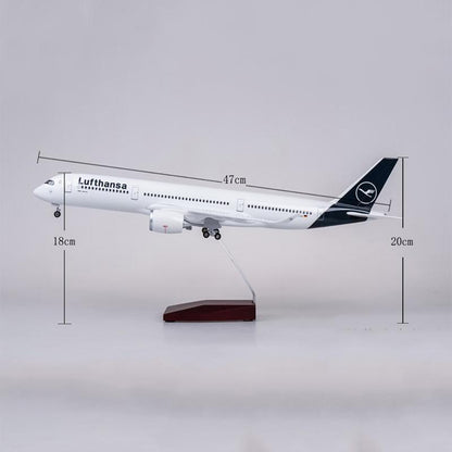 Lufthansa Airbus A350 Airplane 1/142 Diecast Scale Airplane