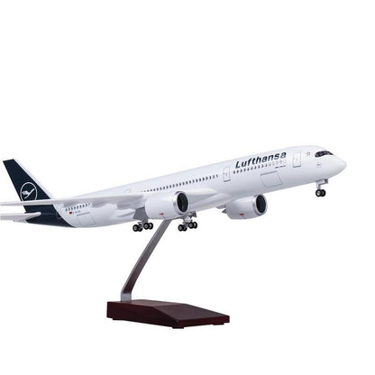 Lufthansa Airbus A350 Airplane 1/142 Diecast Scale Airplane