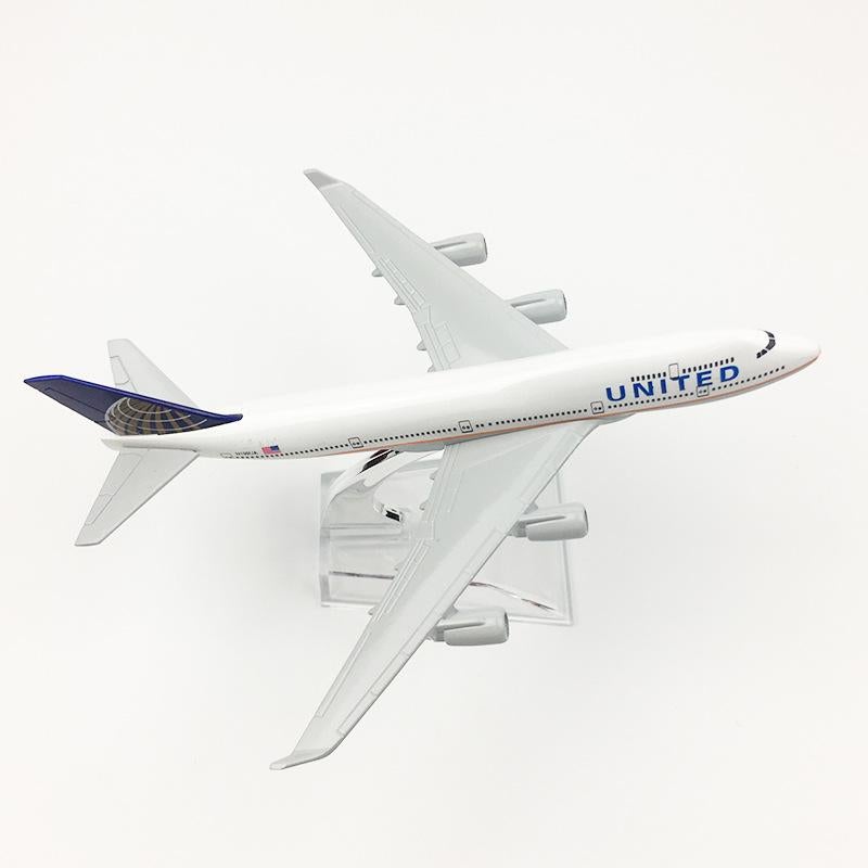 United Airline B747 16CM 1:400 Diecast Scale Model