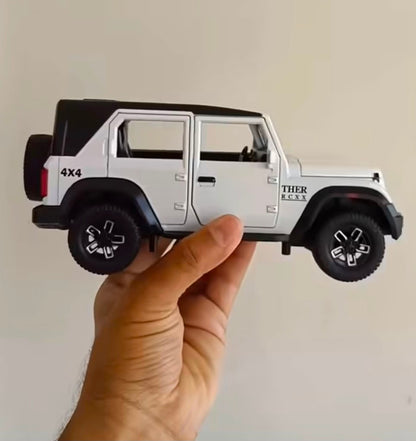 Thar Roxx 1:24 Diecast Scale Model Car