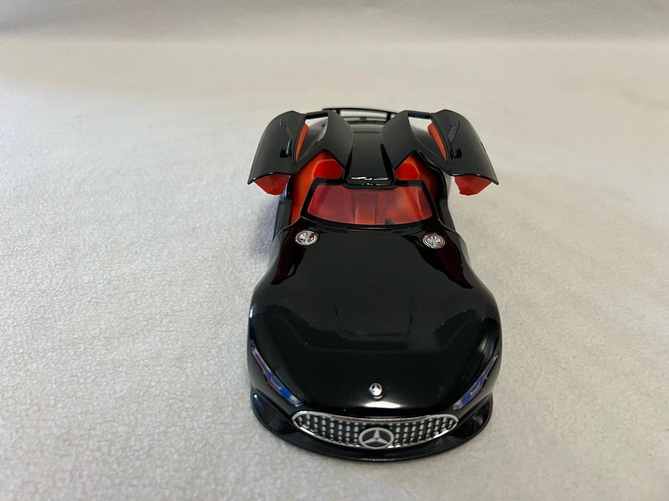 Mercedes-Benz AMG Vision Gran Turismo 1:24 Diecast Scale Model Car