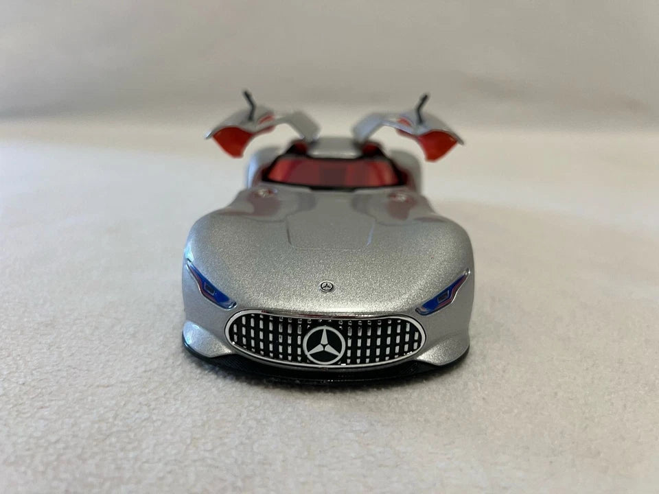 Mercedes-Benz AMG Vision Gran Turismo 1:24 Diecast Scale Model Car