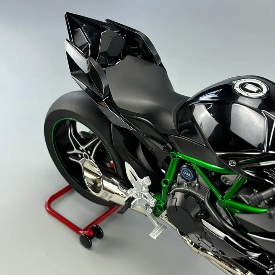 Kawasaki Ninja H2R Smoke 1:6 Diecast Alloy Model Bike